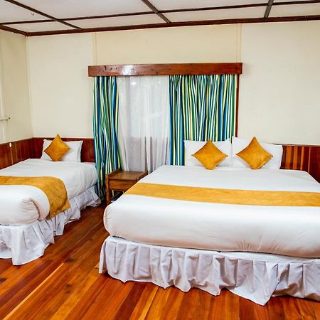 Naro Moru River Lodge ภายนอก รูปภาพ