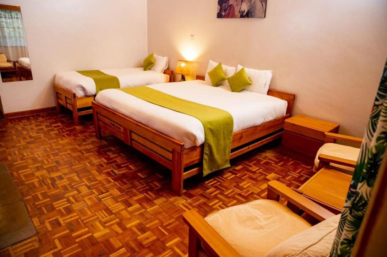 Naro Moru River Lodge ภายนอก รูปภาพ